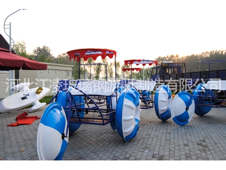 水上三輪車