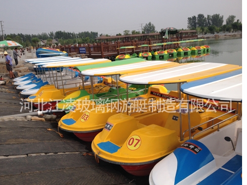 4人高爾夫腳踏船