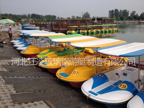 4人高爾夫腳踏船