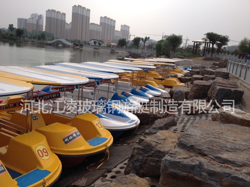 4人高爾夫腳踏船